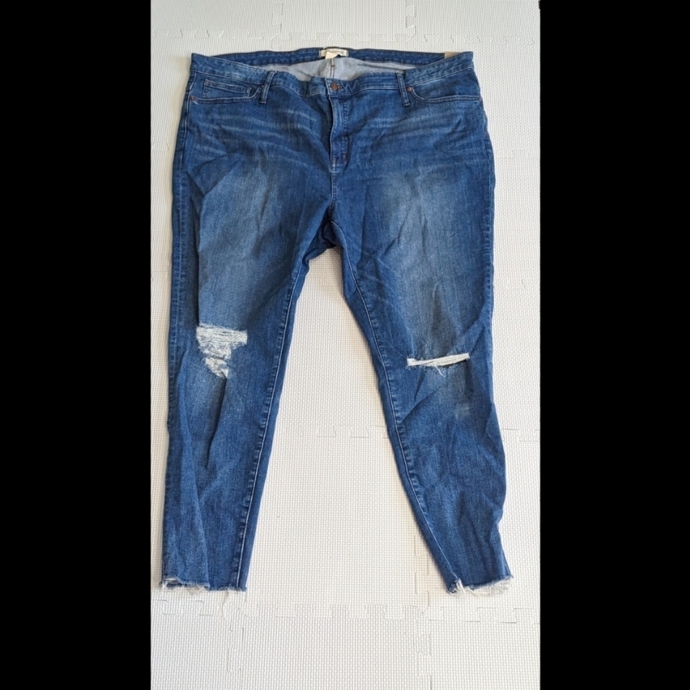 Madewell NWT 9" Mid-Rise Skinny Jeans Size 37 Light Wash Distressed